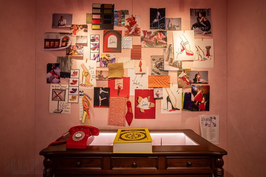 urqjg20240423182233.jpg Christian Louboutin先生工作室场景.jpg