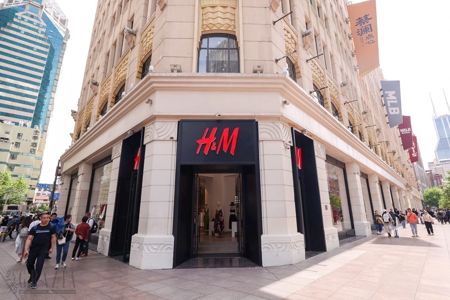 gyams20240517124613.jpg 图:焕新升级后的H&M上海南京东路旗舰店.jpg