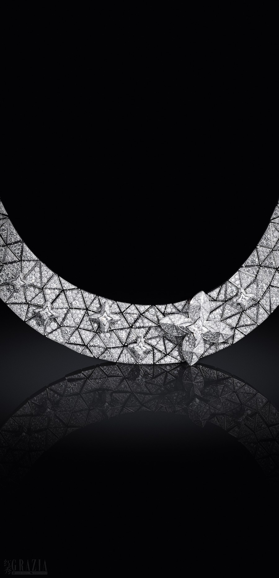 zbgmr20240714001630.jpeg LOUIS_VUITTON_HJ_AWAKENED_STILL_LIFE_ELEGANCE_NECKLACE_©Thomas_Legrand.jpeg