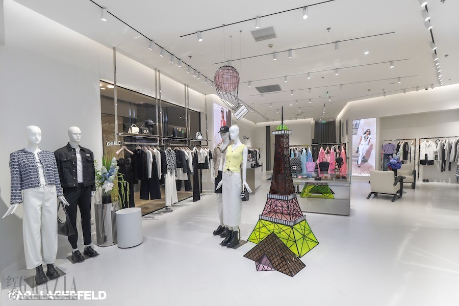 KARL+LAGERFELD上海港汇恒隆精品时装屋内景+(3).jpg