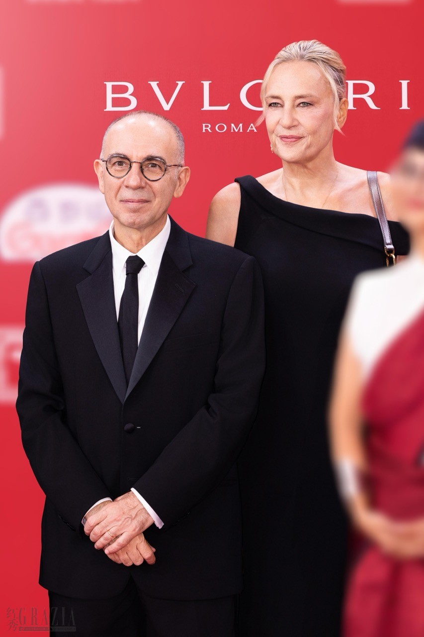 aqjju20250617144456.jpeg 22_意大利导演朱塞佩·托纳多雷(Giuseppe Tornatore)及夫人罗伯塔·帕塞蒂(Roberta Pacetti)大.jpeg