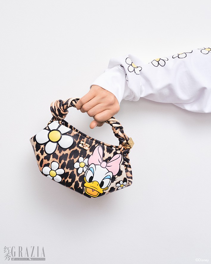 GANNIxDISNEY_25.4_STILLS_4X5_5 (1).png