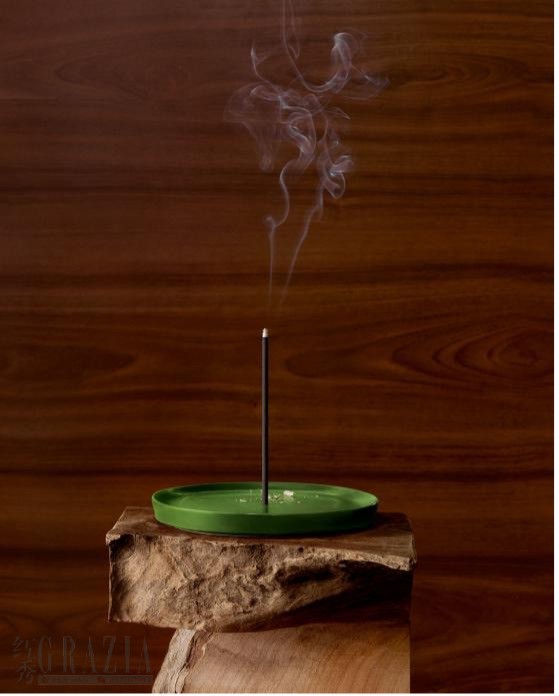 iejnh20251106012913.jpg byredo7.jpg