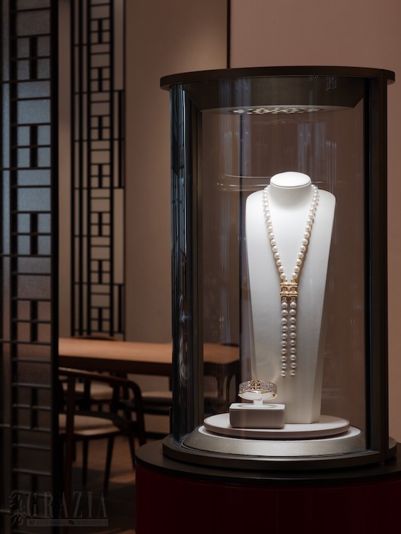 hwisy20260113171817.jpg 周大福上海港汇恒隆广场全新形象店贵宾区 竖2.jpg