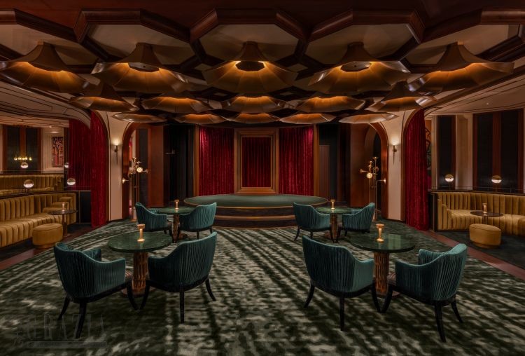 Luna Folk - Stage.jpg