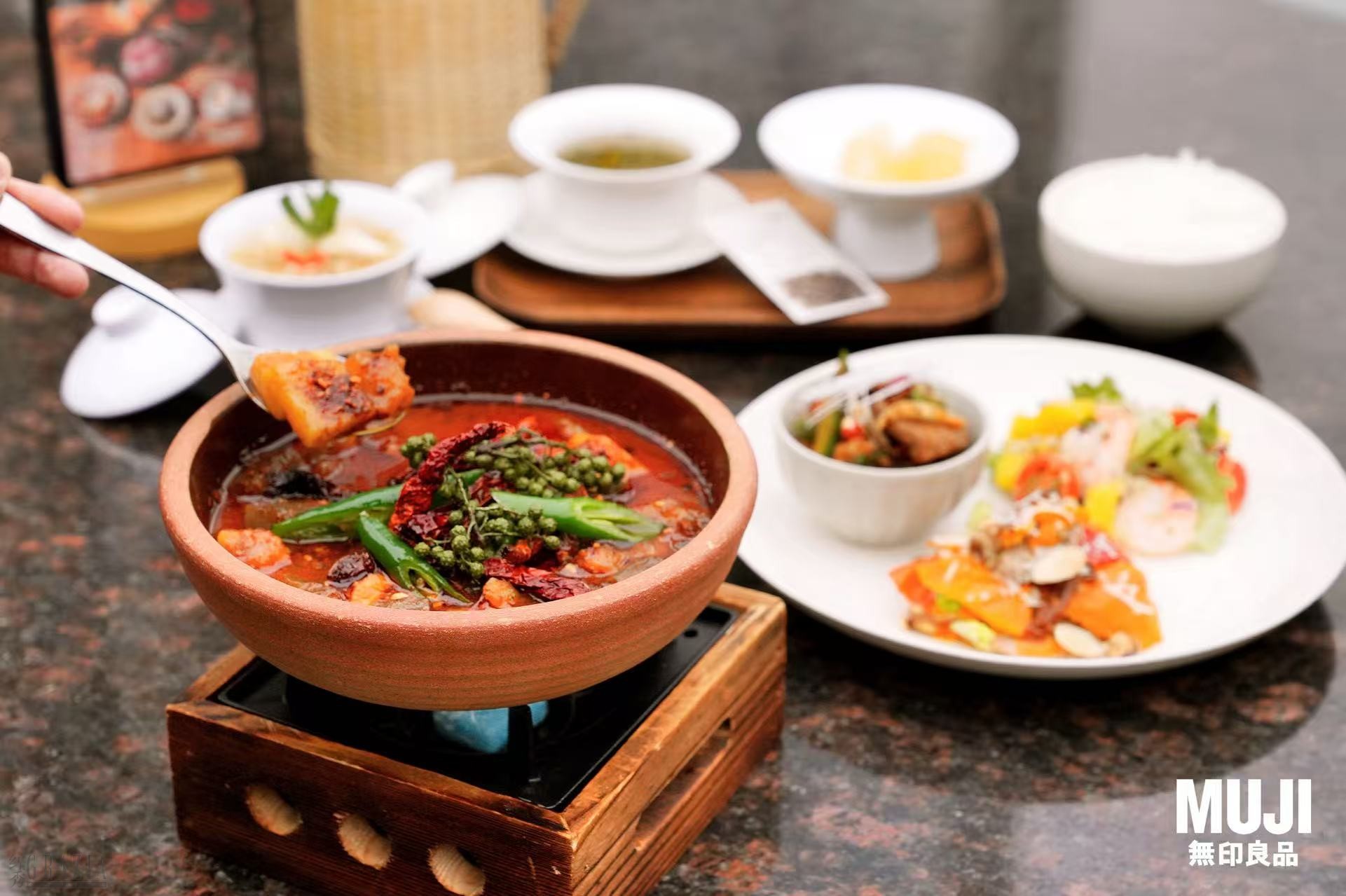 mymrh20260129120807.jpg 图7.MUJI Diner带来成都限定料理、Gelato 及甜品茶酒系列.jpg