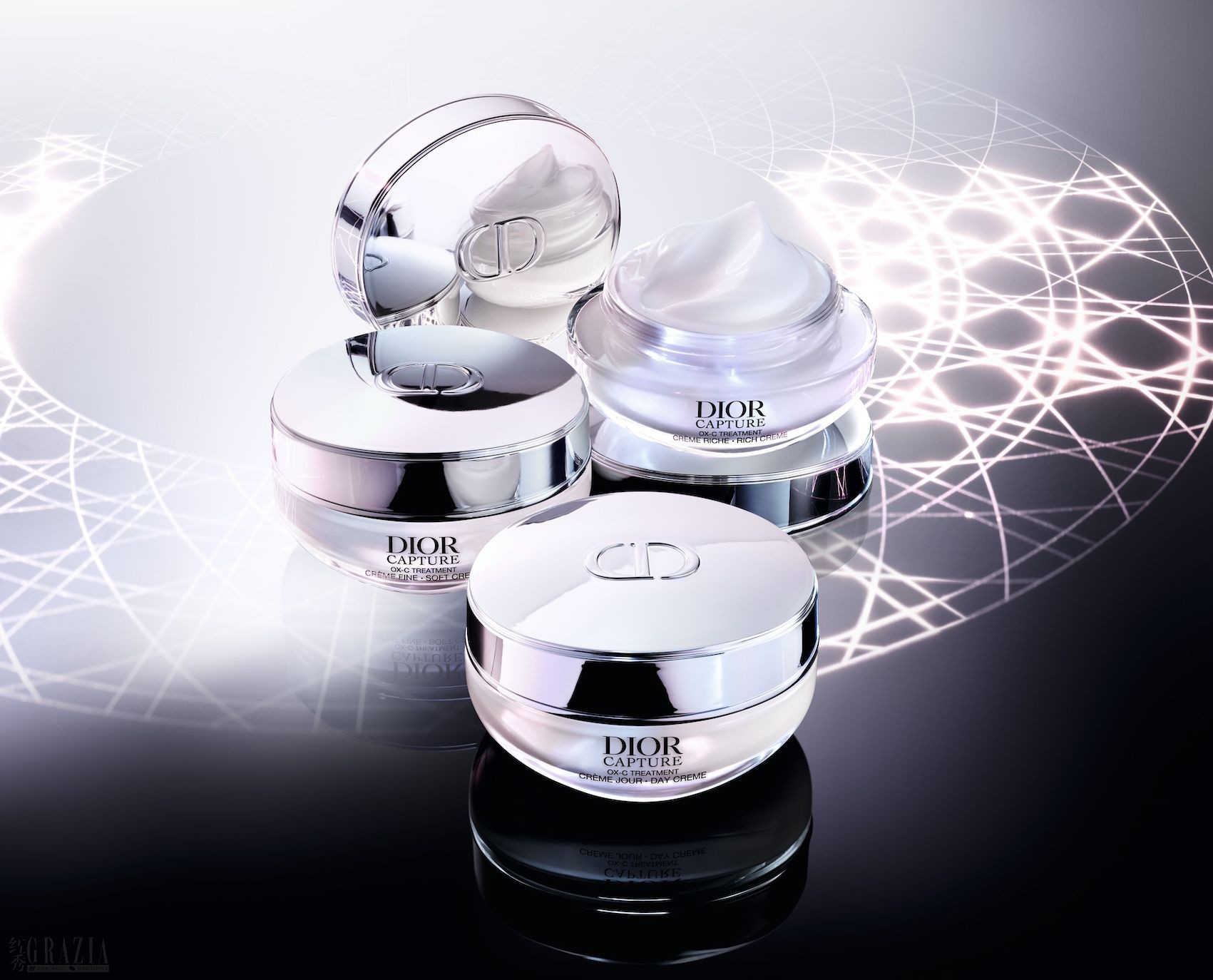 S674 CAPTURE CREMES 26 P05C TRIO CREMES_V06_MD_F39.jpg
