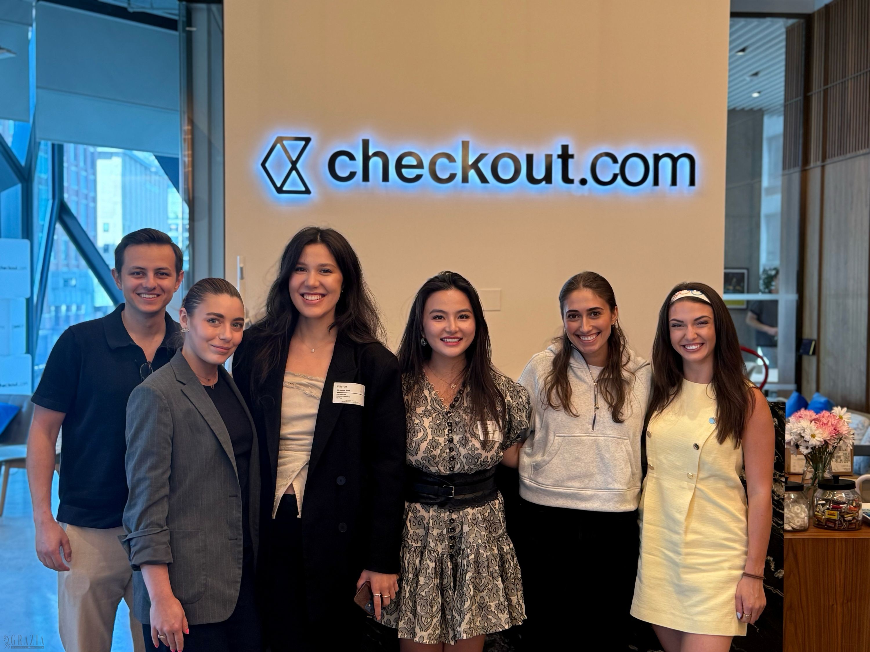 xqtcb20260225104427.jpg 工作照04.jpg