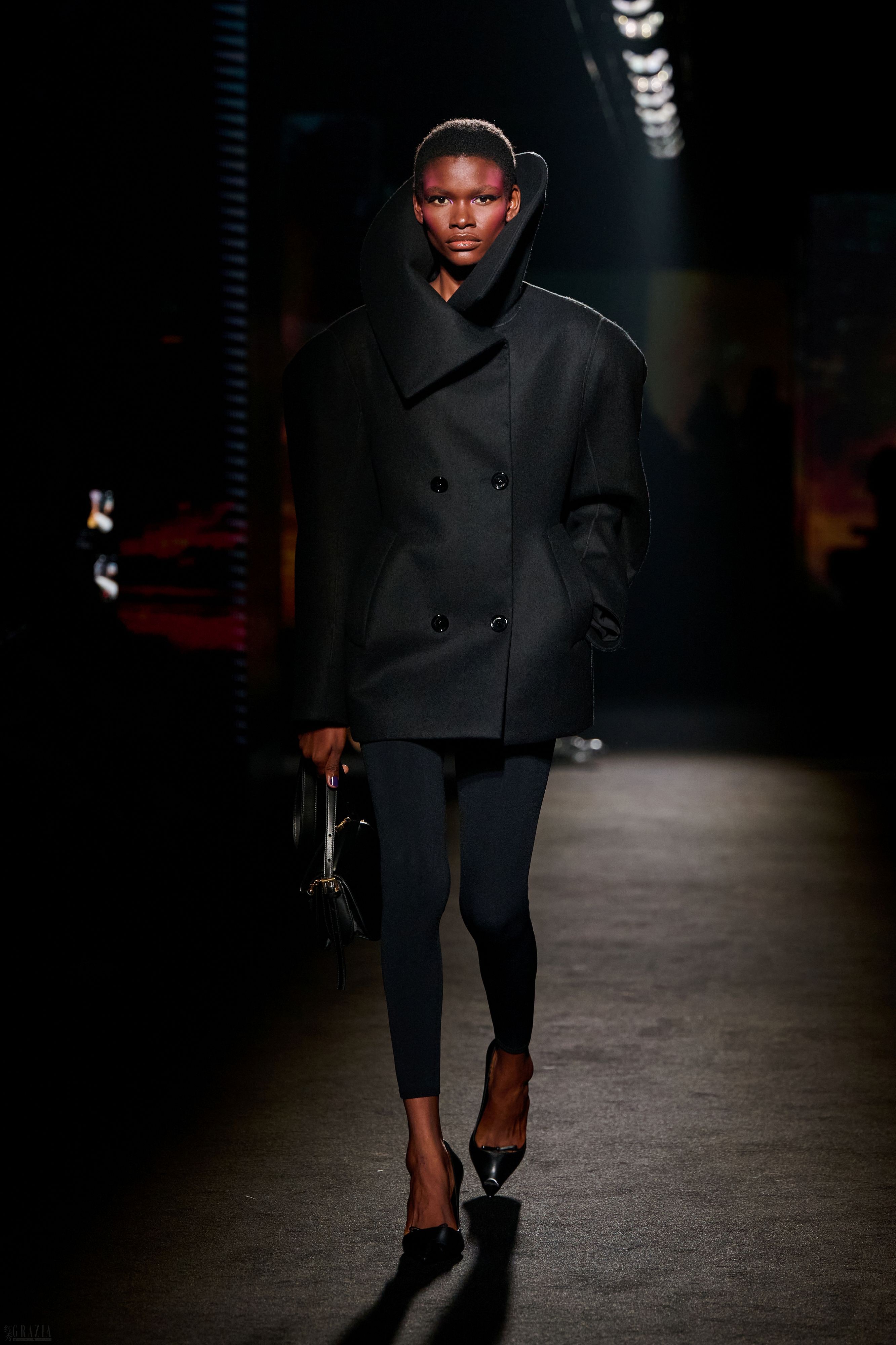 BALENCIAGA WINTER 26 COLLECTION ©ALESSANDRO GALATOLI LOOK 2.jpg