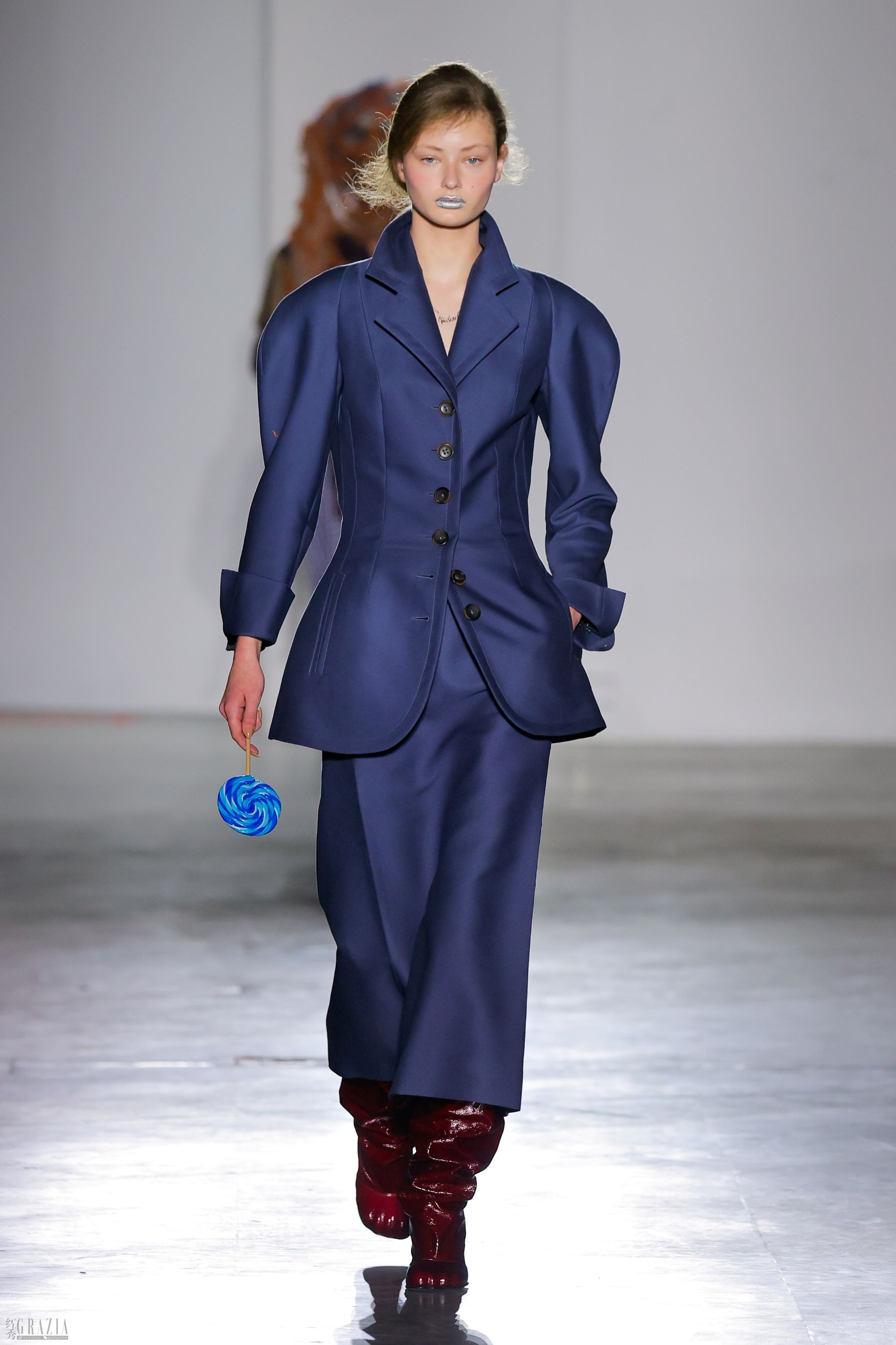 AKVW_AW2627_LOOK_07.JPG