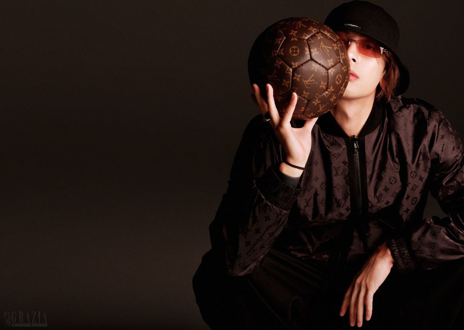LOUIS VUITTON REBONDS_JACKSON WANG-P074075_RVB.jpg