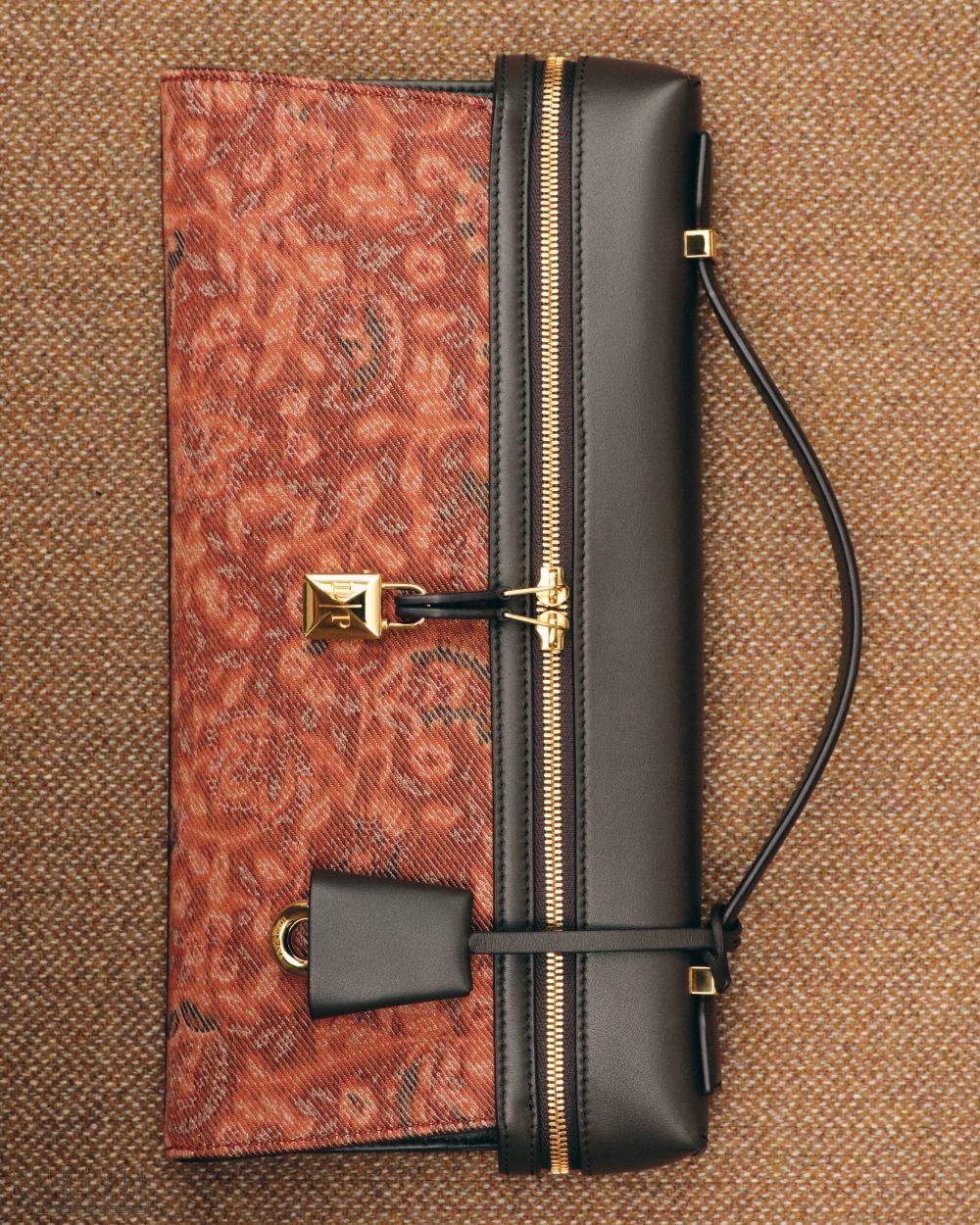 Loro Piana Fal Winter 2026-2027_Accessories Images (43).jpg