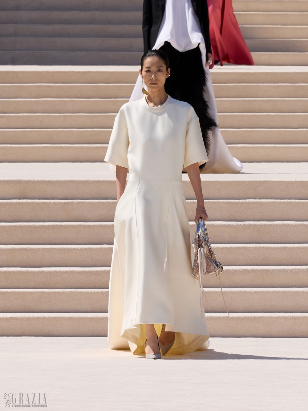 LOOK05_A_FRONT_0309.jpg