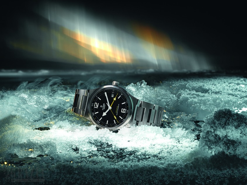 NP26_TUDOR_NORTHFLAG_Lifestyle (2).jpeg