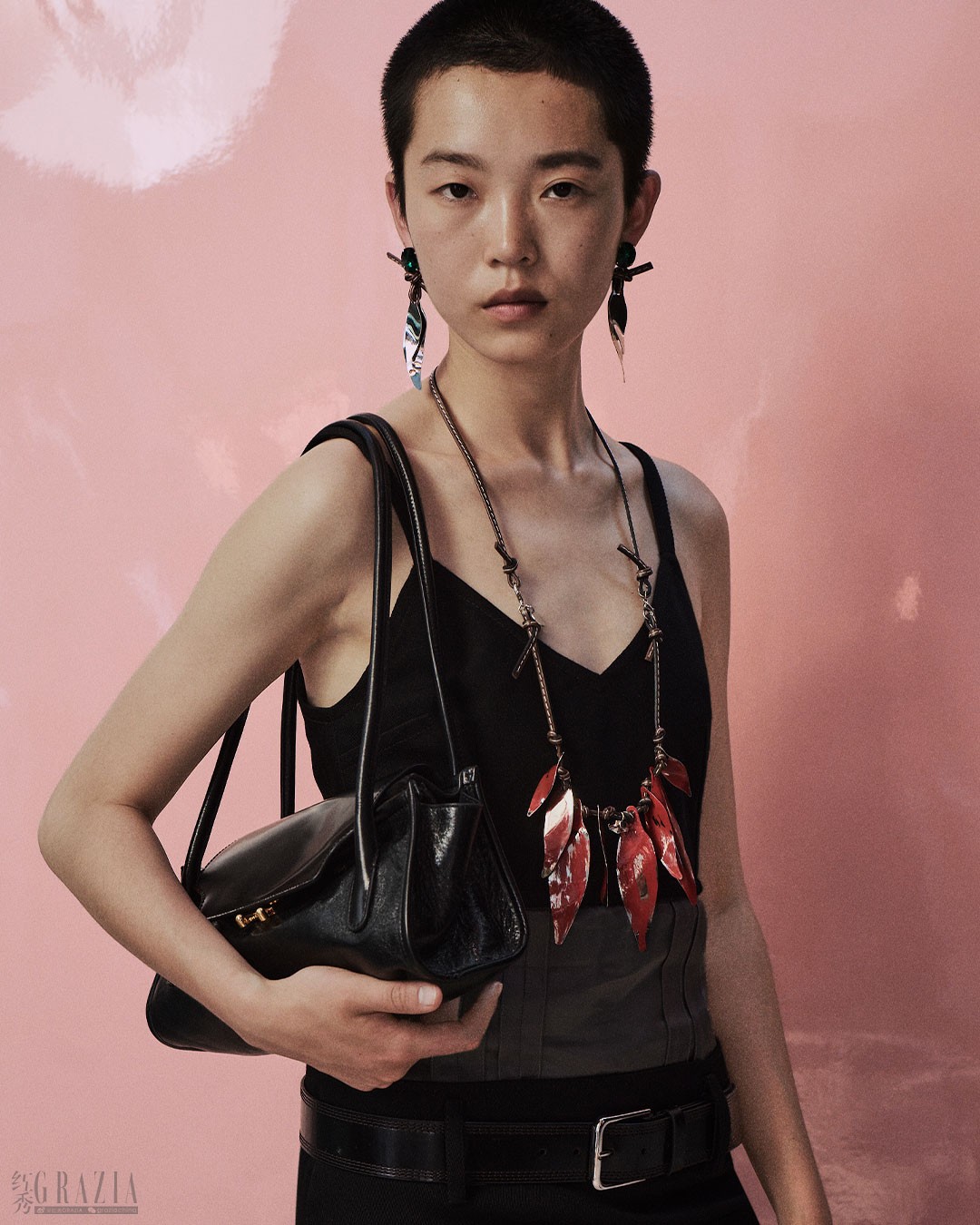MARNI FW26 DIGITAL CAMPAIGN_TRUNKETTE BAG_3.jpg