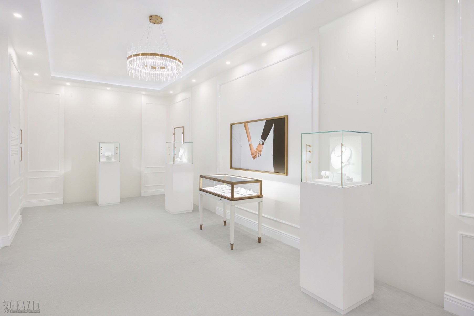 01. “挚爱时刻”展厅.jpg