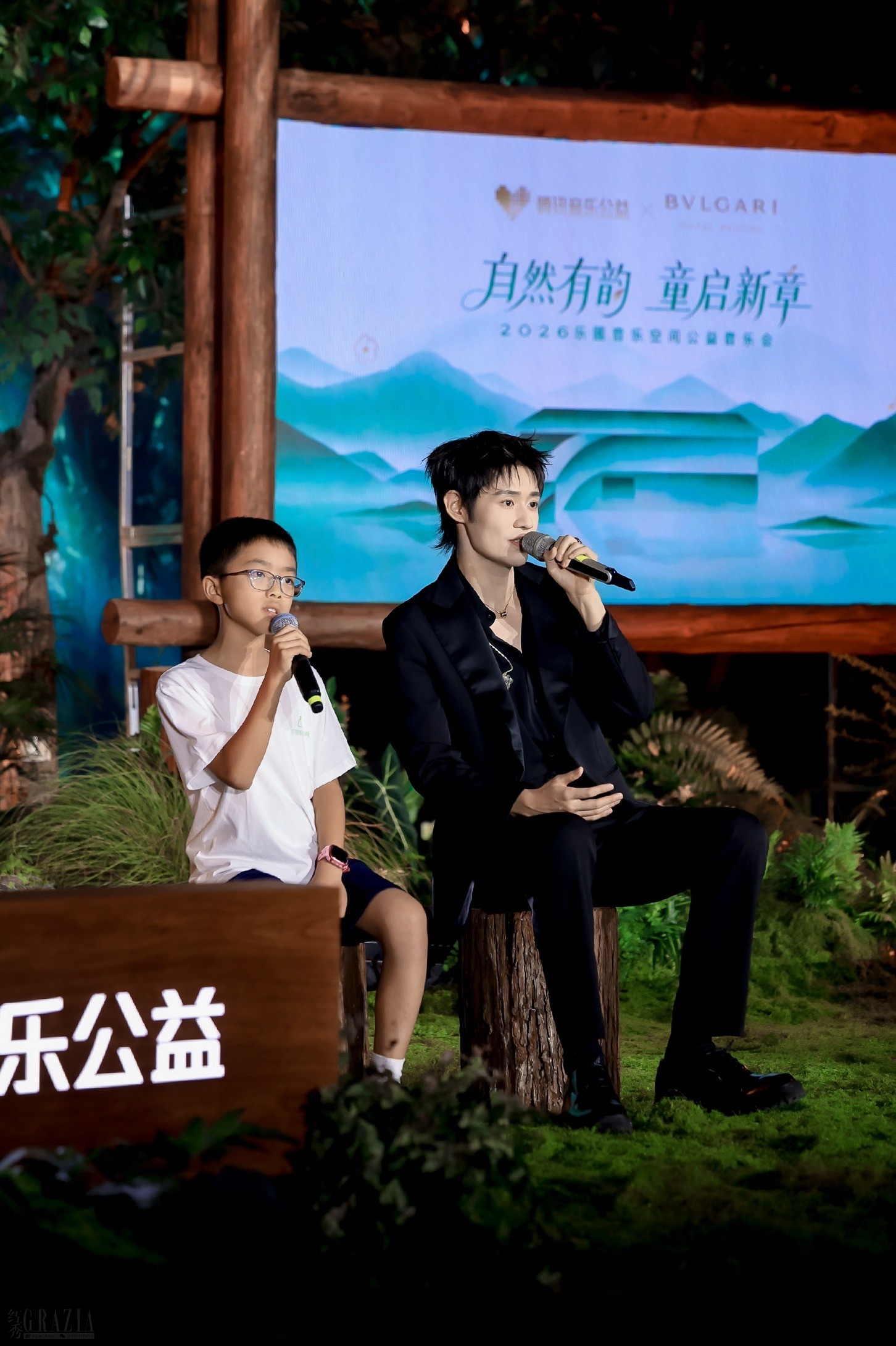 歌手彭楚粤与乐圃学员何明金.jpeg