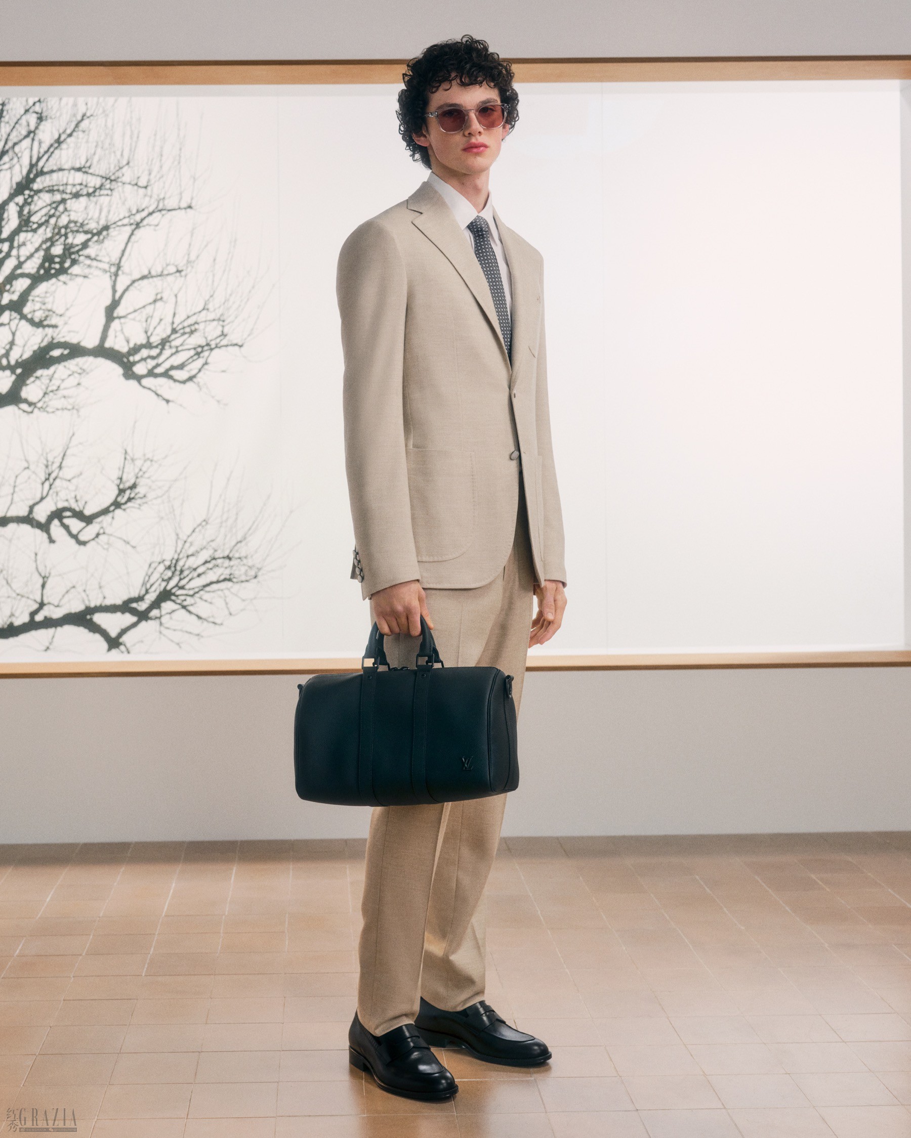 LOUIS_VUITTON_MENS_FORMAL_SPRING_SUMMER_2027_LOOK_6.jpg