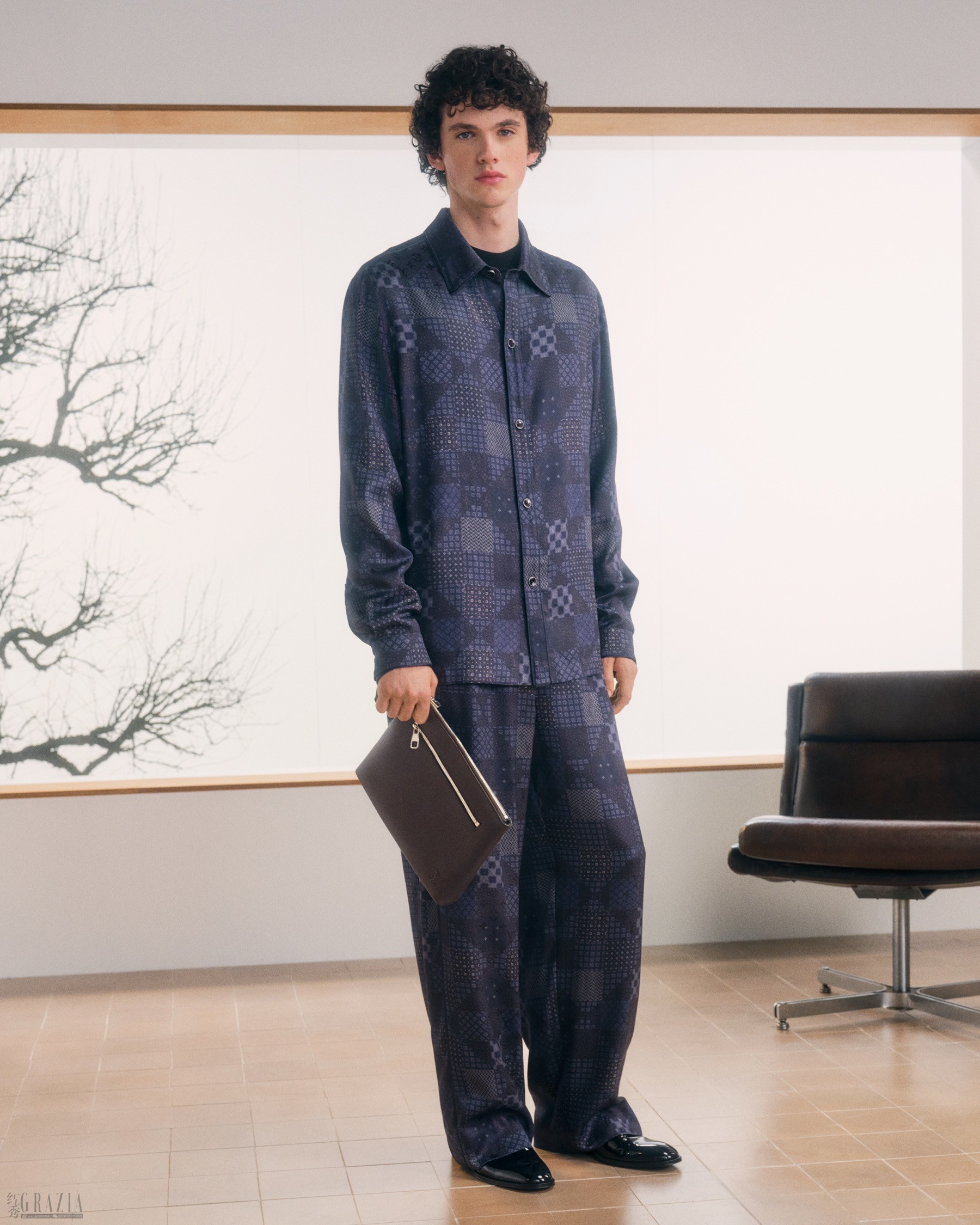 LOUIS_VUITTON_MENS_FORMAL_SPRING_SUMMER_2027_LOOK_16.jpg