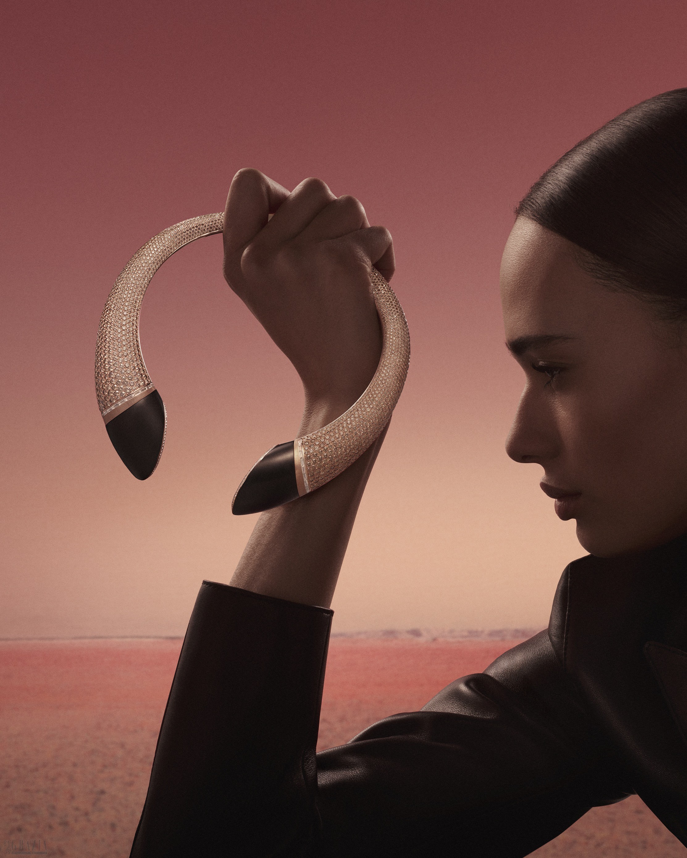 1_Centaure-Necklace© Julien Martinez Leclerc.jpg