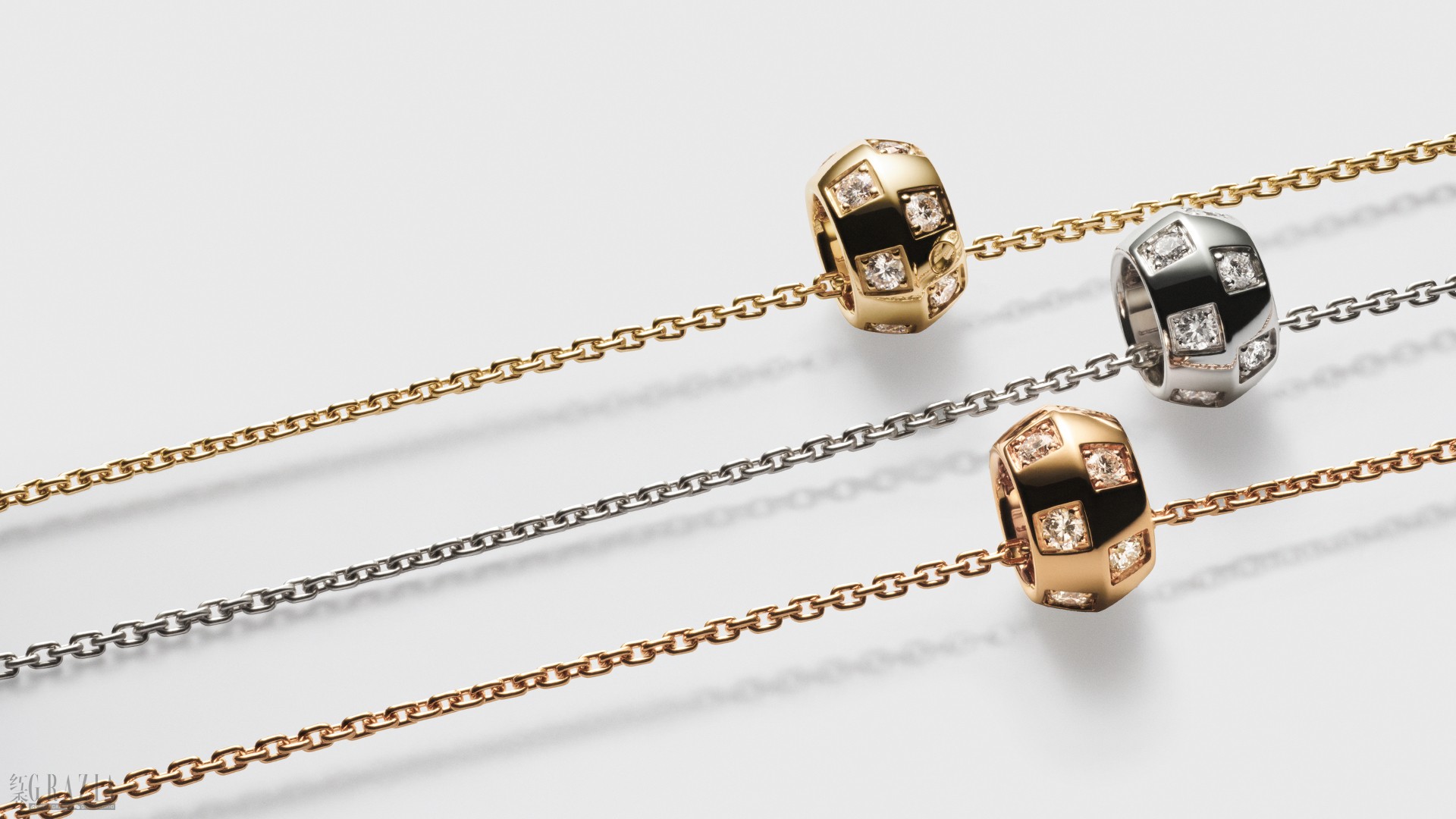 LE DAMIER DE LOUIS VUITTON 2026 - LOUIS VUITTON FINE JEWELRY STILL ©Thomas Lagrange (3).jpg