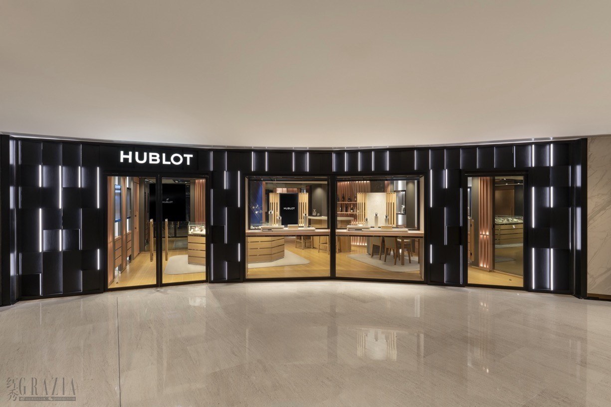 HUBLOT宇舶表上海恒隆广场店迁址焕新 中国内地首家品牌旗舰店正式启幕_1.jpeg