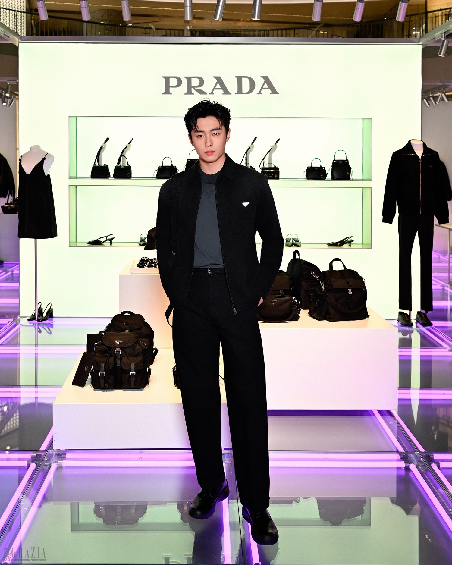 4. 翟子路亮相PRADA ESSENCE限时快闪店_副本.jpg