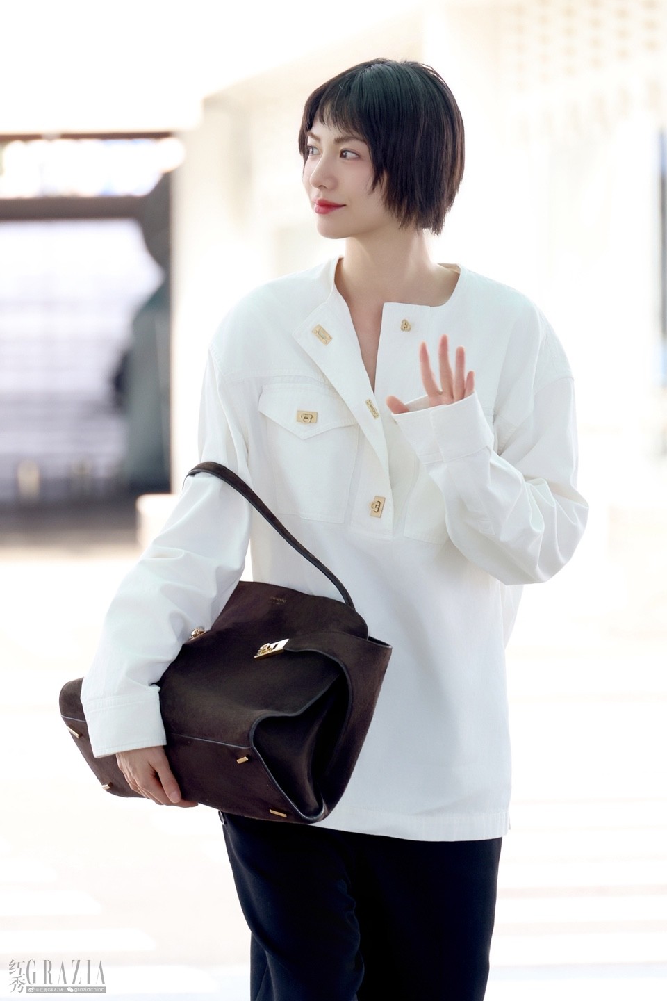 lcwap20260925144926.jpg 3. NANA启程米兰FERRAGAMO 2027春夏系列时装秀.jpg