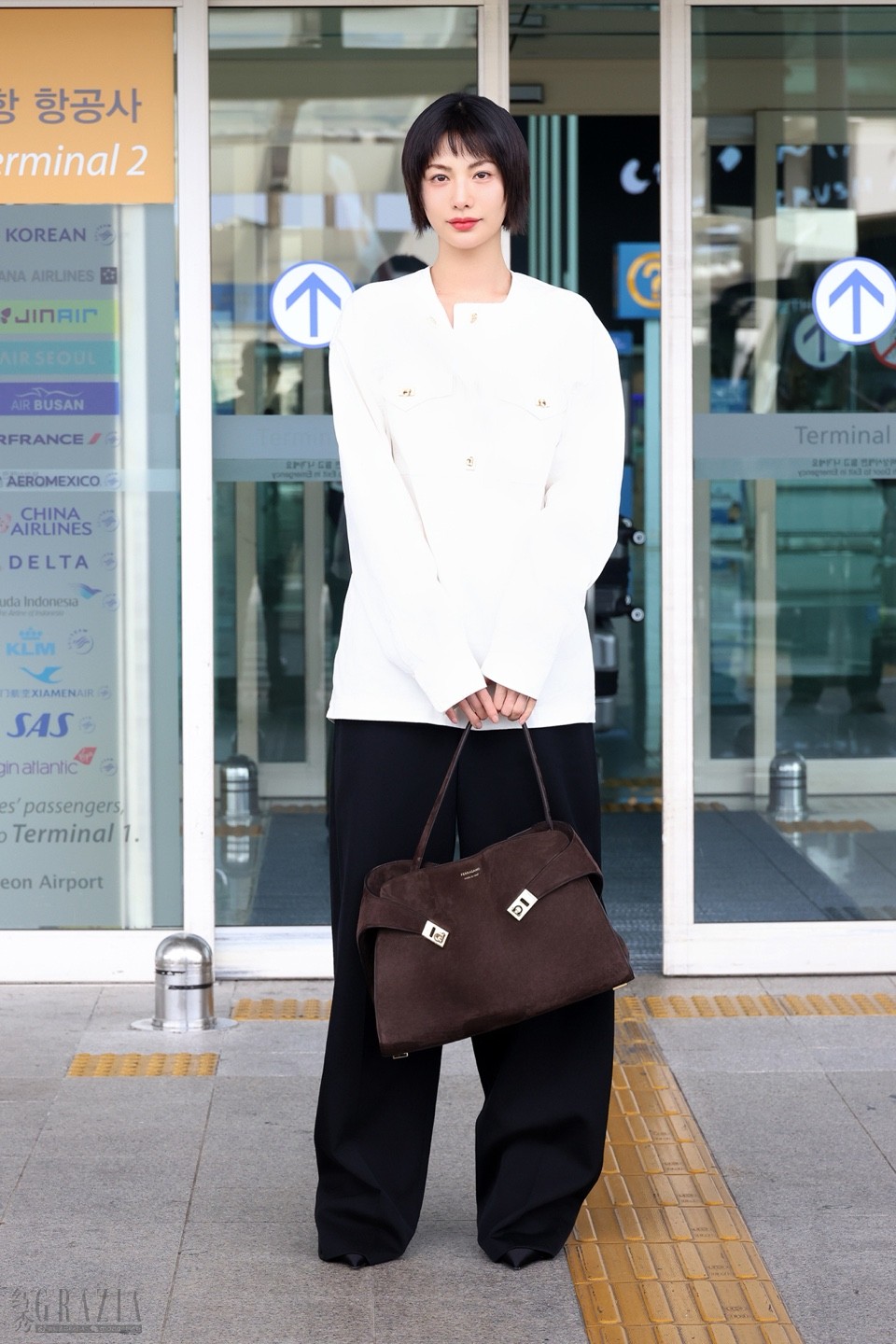 wwrum20260925144927.jpg 1. NANA启程米兰FERRAGAMO 2027春夏系列时装秀.jpg