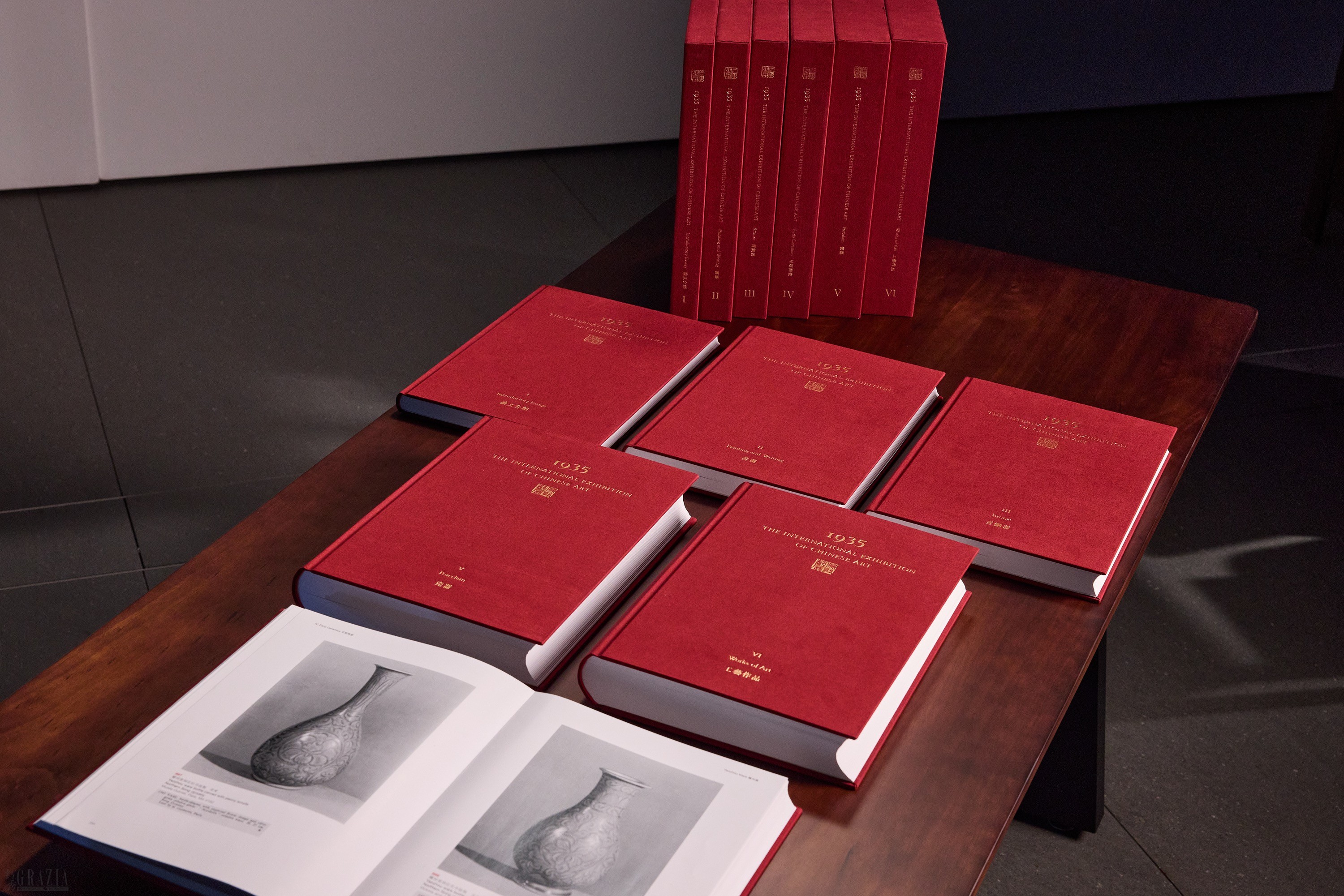 《1935伦敦艺展》丹尼尔·埃斯肯纳齐（Daniel Eskenazi）出版 康蕊君（Regina Krahl）编康蕊君（Regina Krahl）和王嘉慧（Sarah Wong）著 图片由佳士得提供©️CHRISTIE’S IMAGES LTD. 2026.jpg