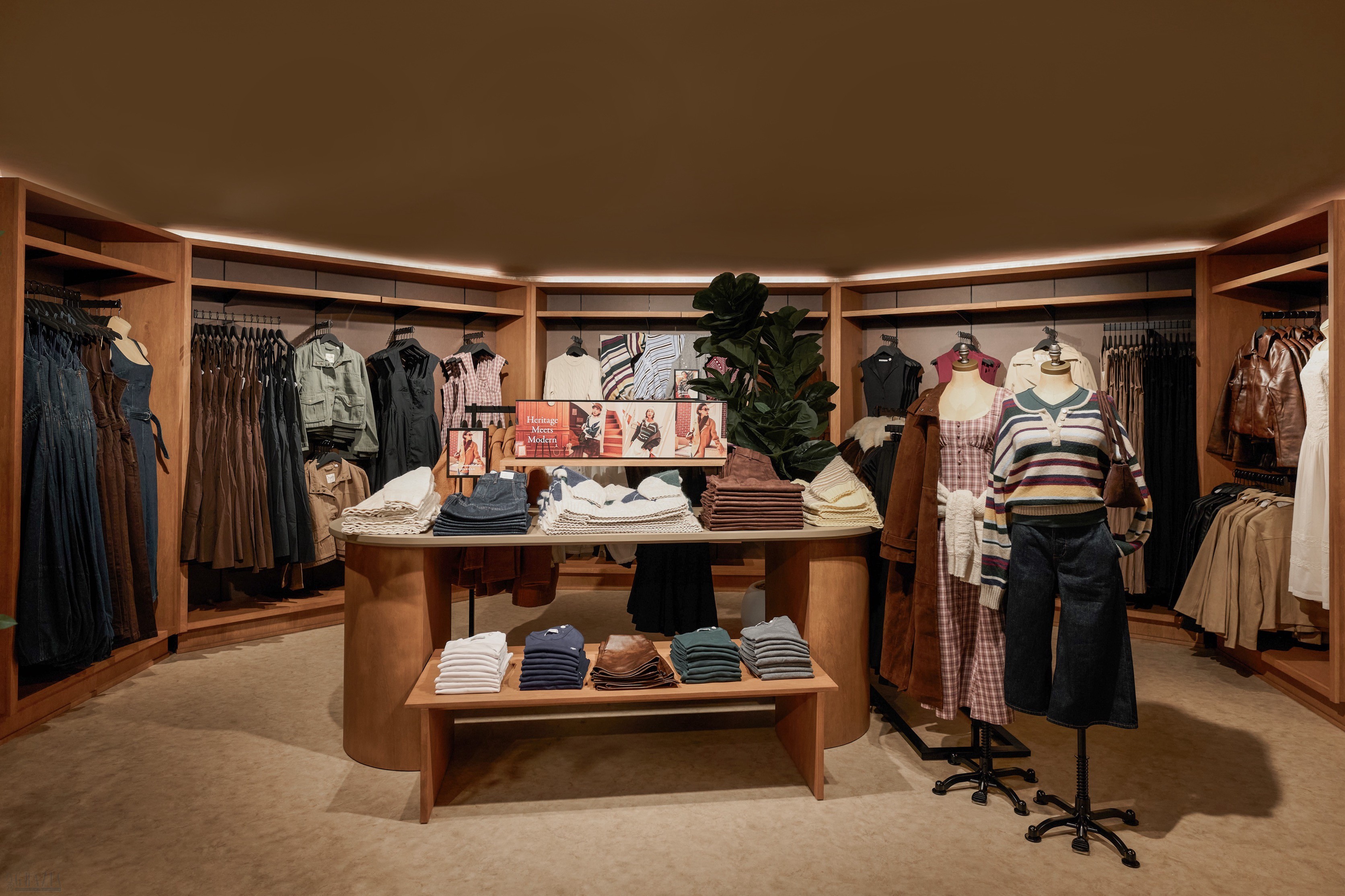 8 Women's Collection Area.jpg