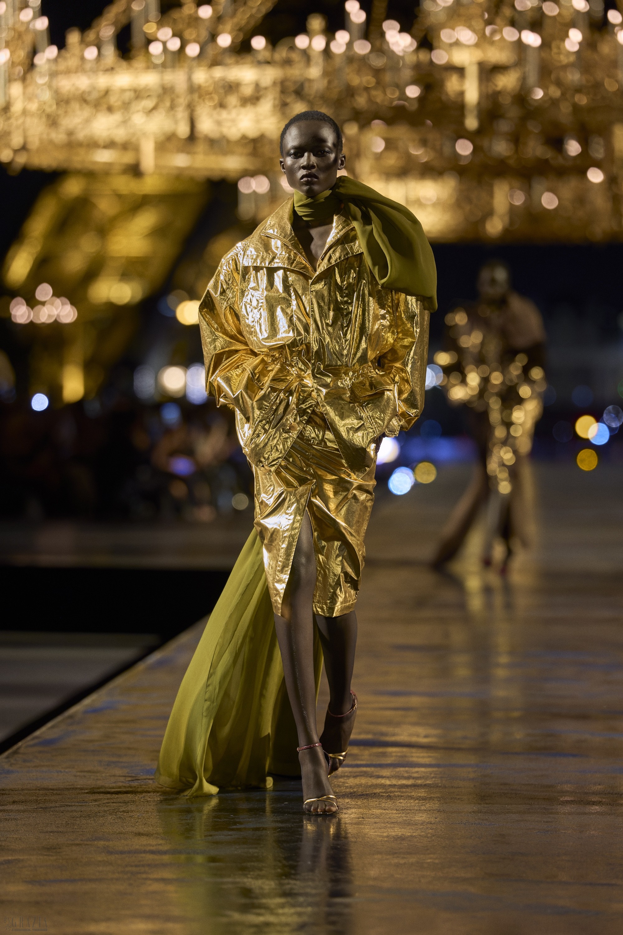 SAINT LAURENT_FASHION_SHOW_WOMEN'S_SUMMER-27_RUNWAY_01_HR.jpg