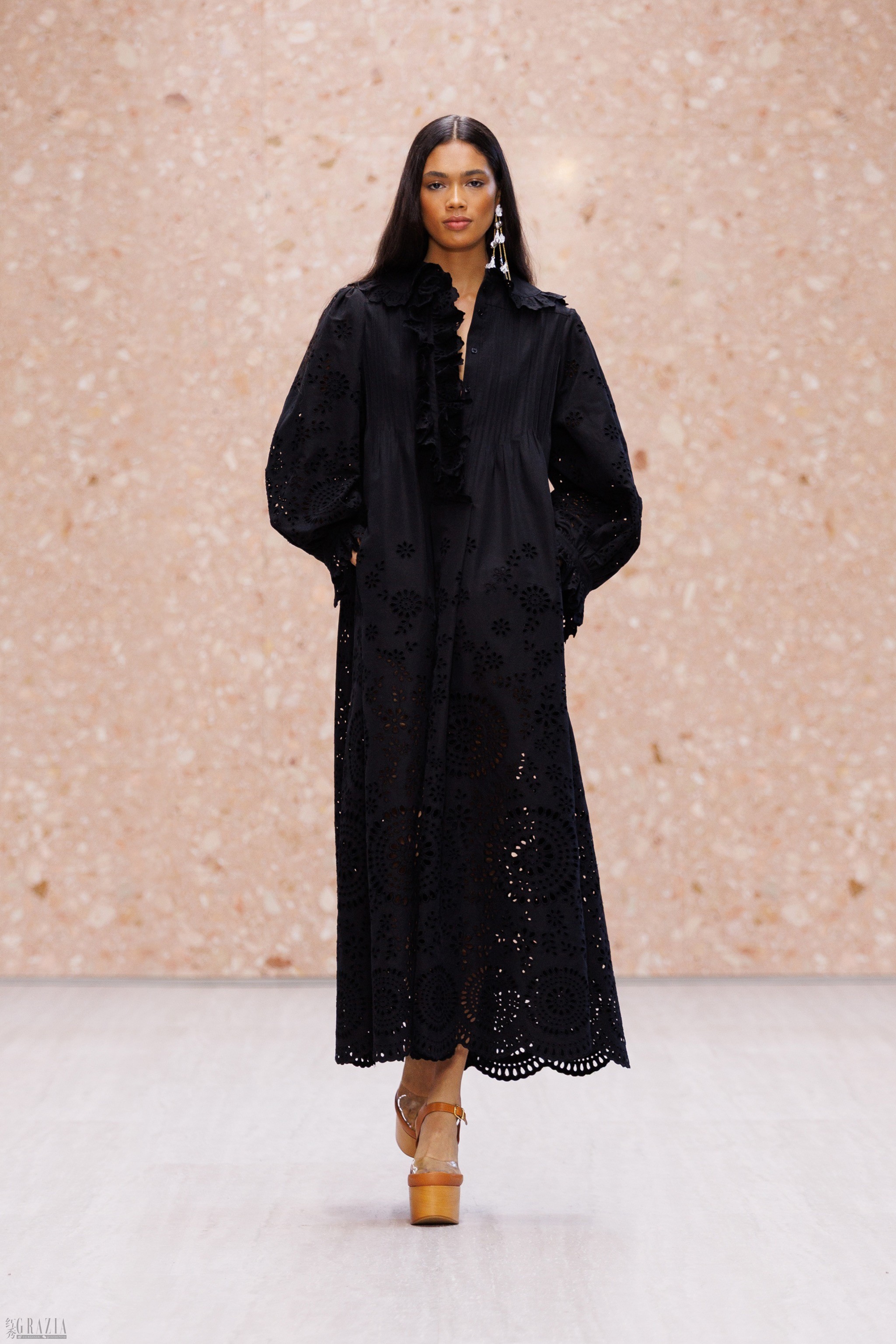 CHLOÉ - SUMMER 2027 - LOOK 017.jpg
