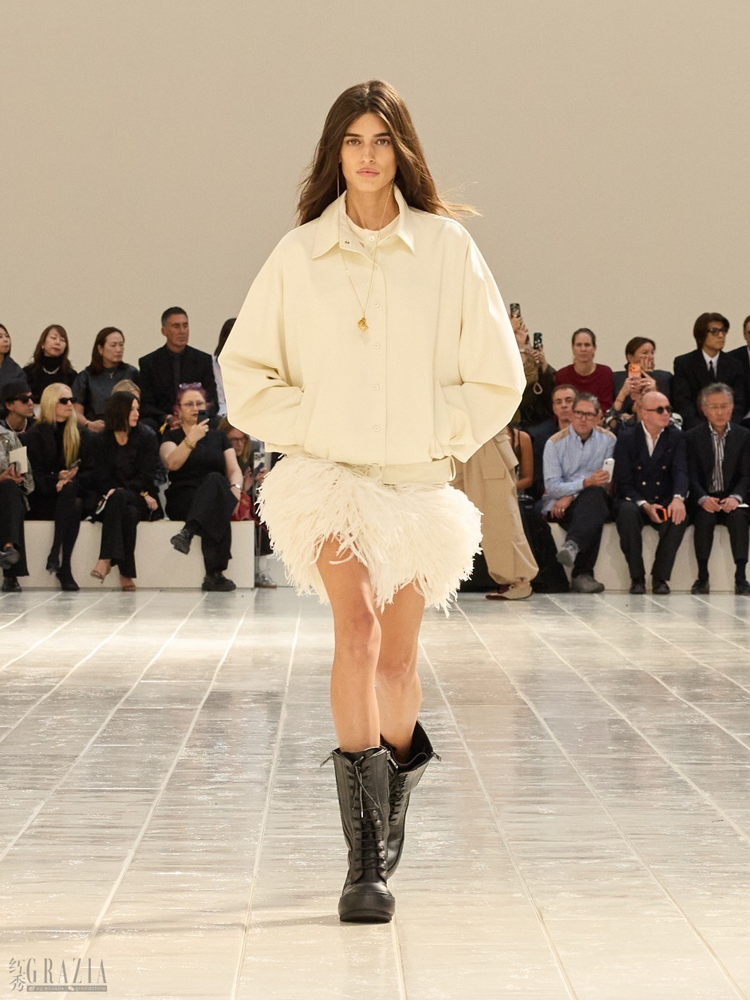 BALENCIAGA SUMMER 27 COLLECTION LOOK 9 CALA_副本.jpg