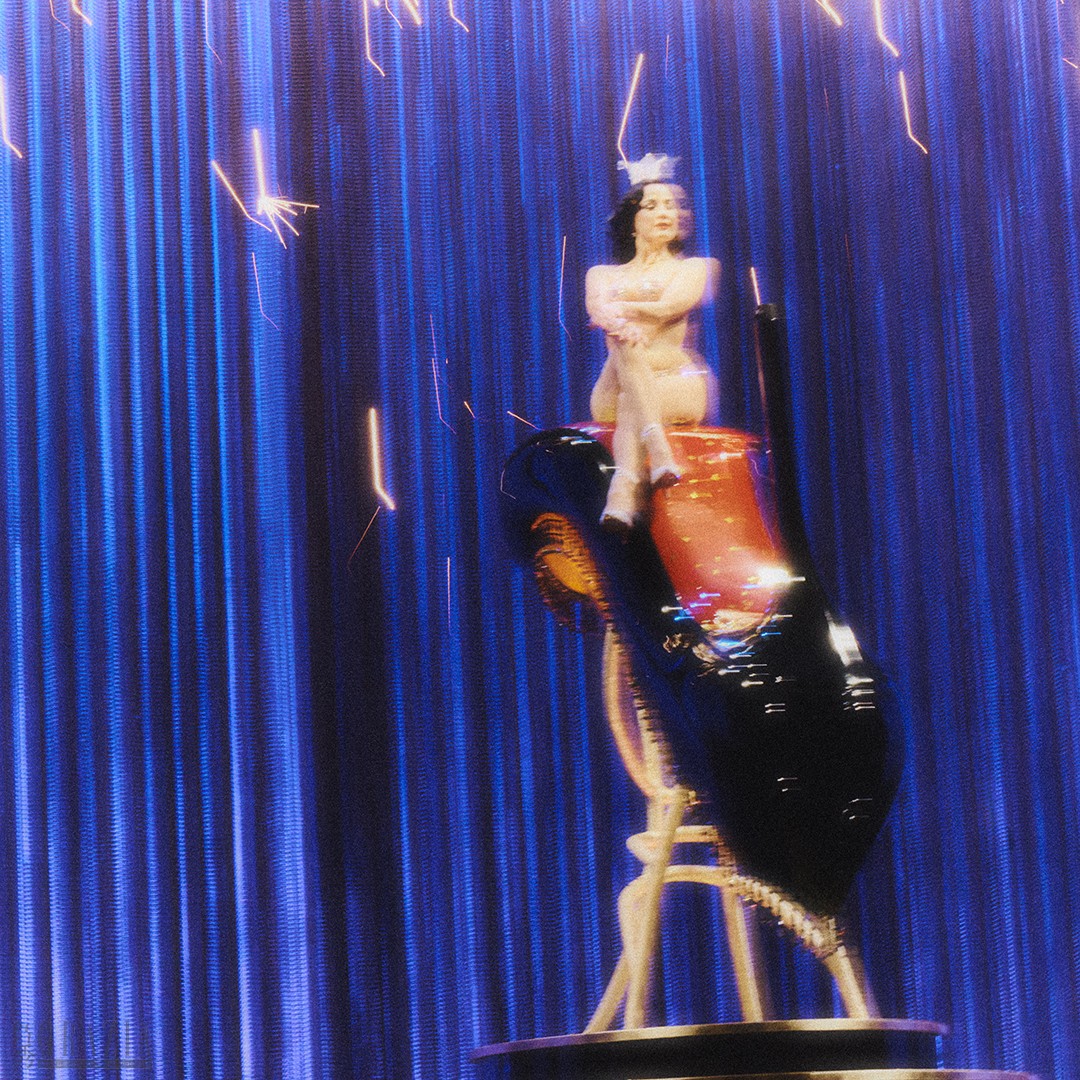 Show_1x1_Women Spring-Summer 27_Christian Louboutin_Credits Benjamin Malapris_9.jpg
