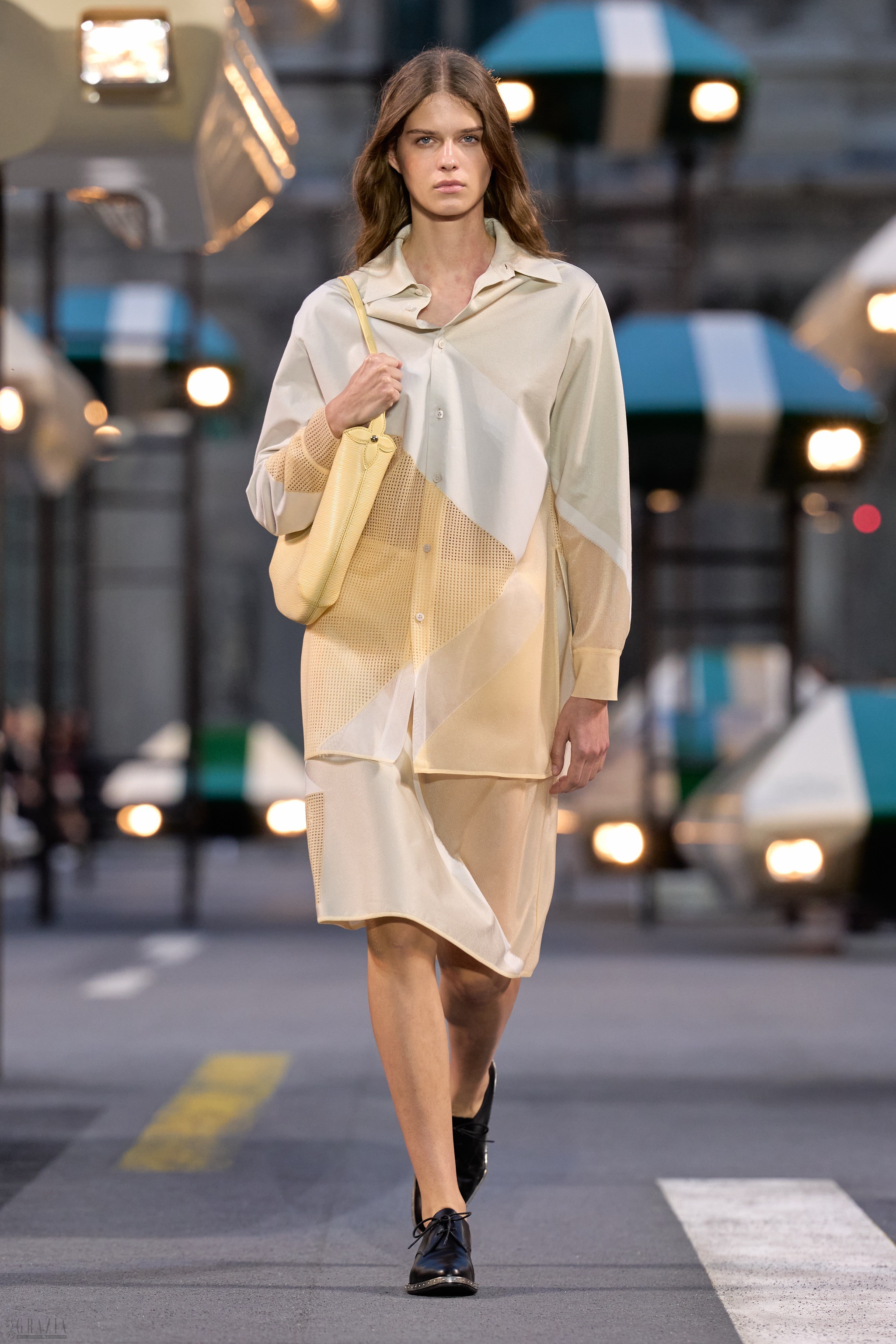 LOUIS_VUITTON_SS27_LOOK_004_2x3.jpg