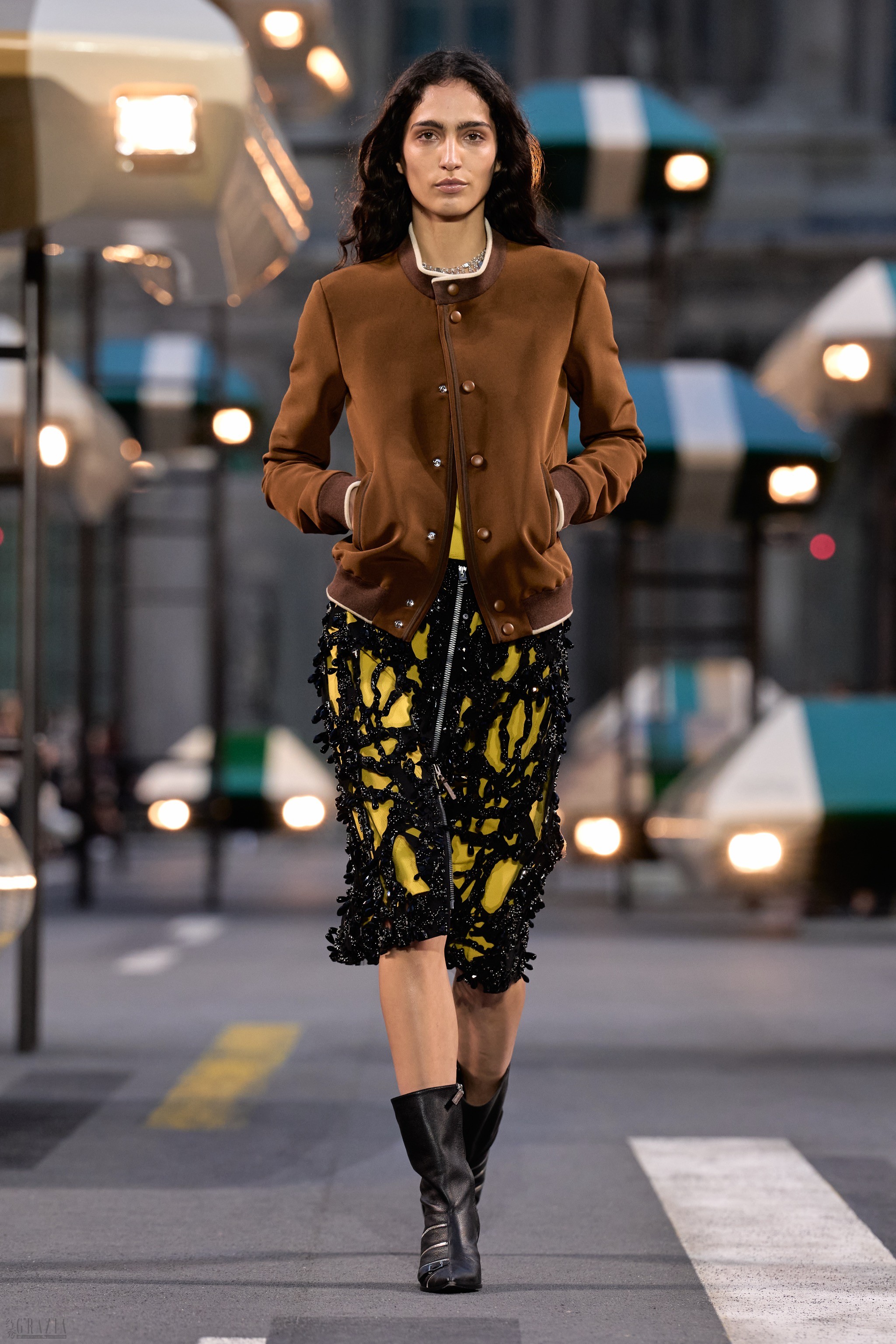 LOUIS_VUITTON_SS27_LOOK_015_2x3.jpg