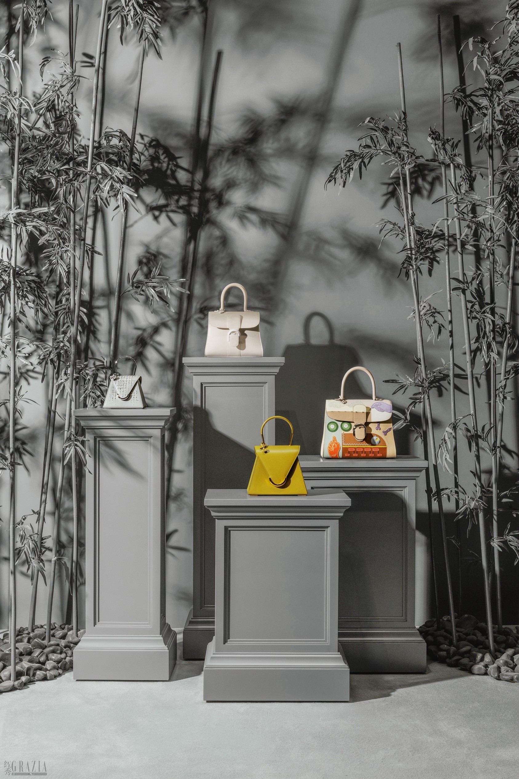 DELVAUX_HANSOPDEBEECK_ARSENALINSTALLATION_YOHANNFONTAINE_1.jpg