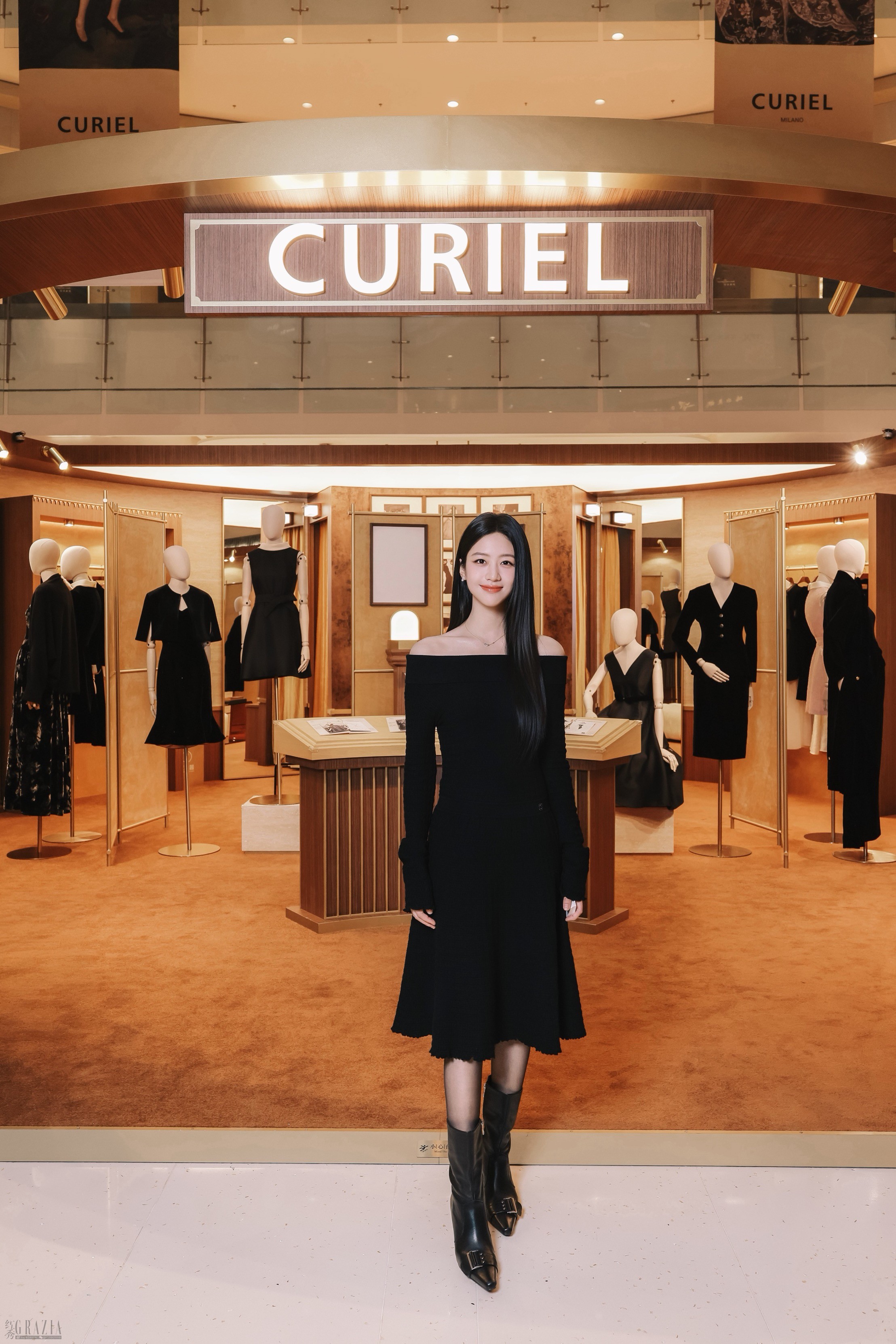 【高清图6】CURIEL蔻蕊深圳万象城旗舰店剪彩启幕 传世廓影主题快闪展同步呈献.jpg