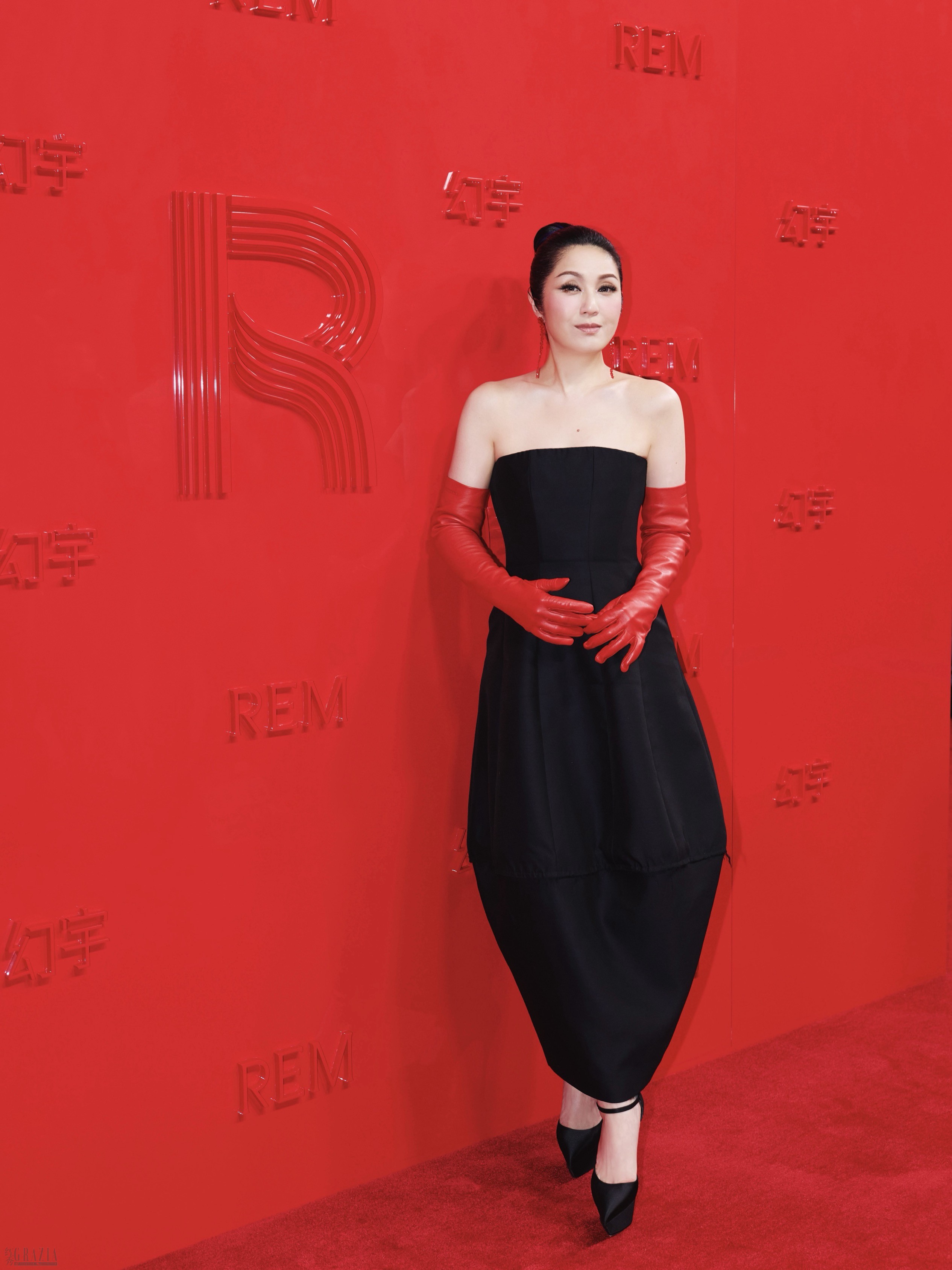 12.杨千嬅.jpg