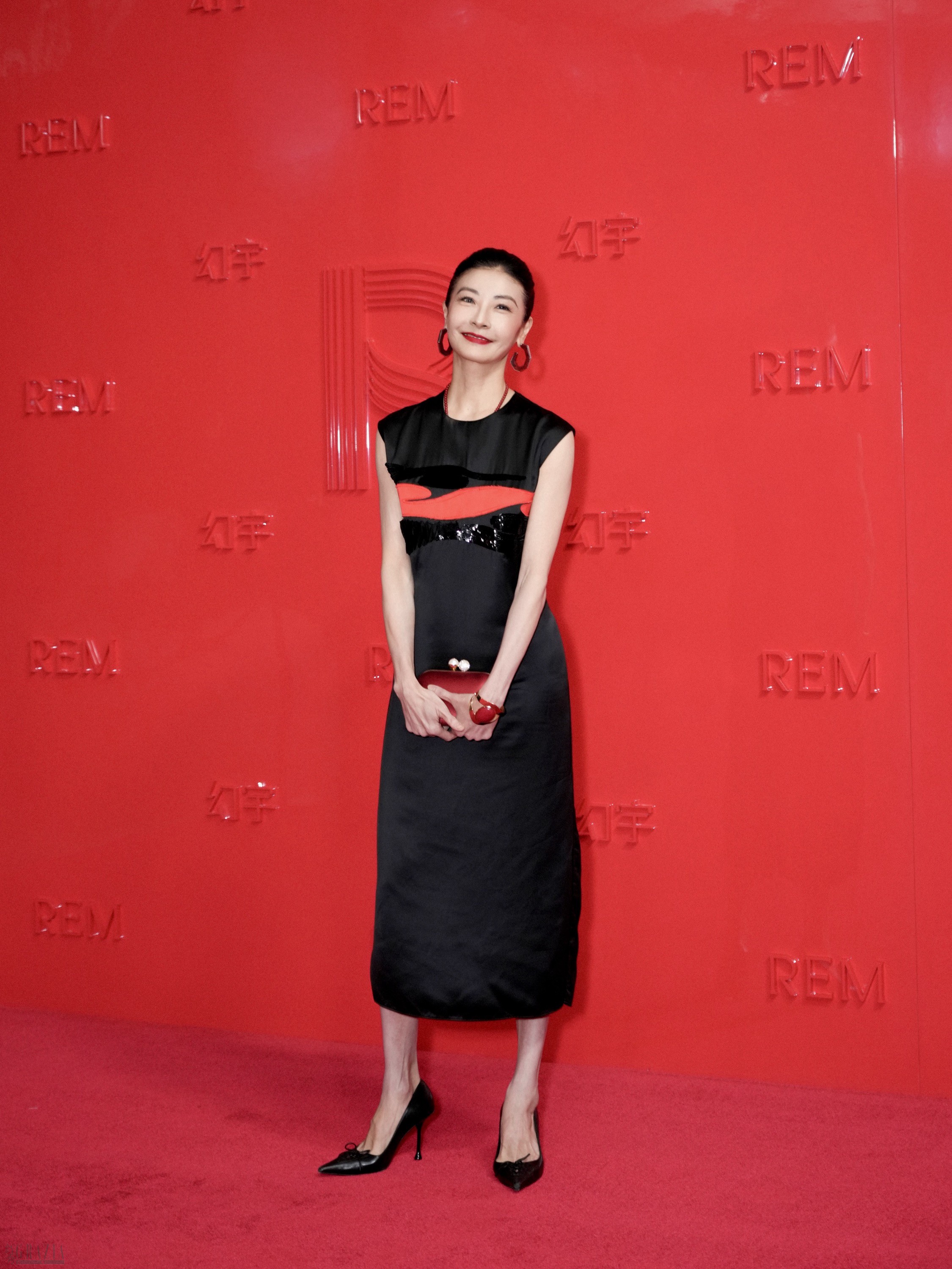 4.新濠天地品牌挚友谭元元.jpg