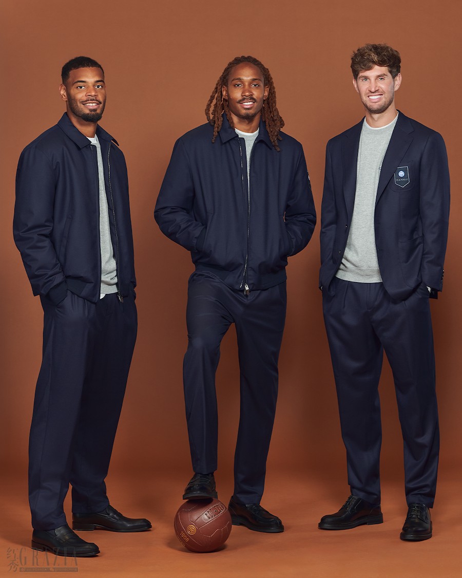 01 Da sx. Andy Diouf, Djed Spence, John Stones.png