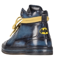 COLETTE与华纳兄弟携手推出纪念蝙蝠侠系列鞋履