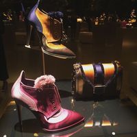 浪漫和狂野 Jimmy Choo 2016秋冬追求一切对比与结合