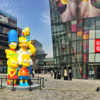 《辛普森一家》全球首家The Simpsons Store北京三里屯太古里盛大揭幕