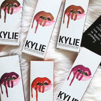Kylie Lip Kit卖到脱销　明星自营品牌真的是美妆界的一支兴奋剂？！