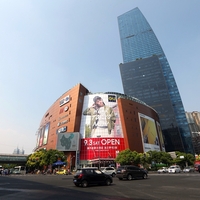 GU极优中国首家大型店 上海中山公园龙之梦店盛大开幕！