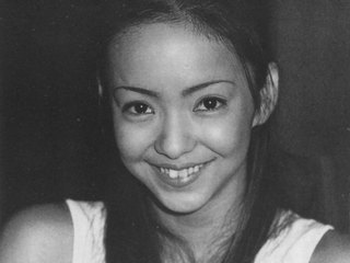 安室奈美惠引退炸出了多少人贴假睫毛剪梨花头的那些年