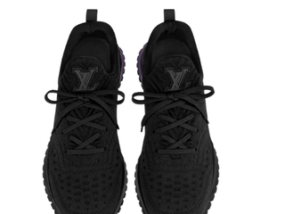 路易威登推出全针织运动鞋 Vuitton New Runner