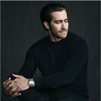 先锋之铭，当代典范——杰克·吉伦哈尔（Jake Gyllenhaal）演绎 全新Santos de Cartier卡地亚山度士系列腕表